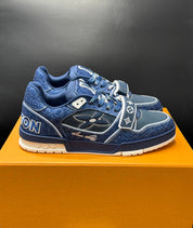 Lv trainers Velcro