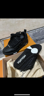 Sneakers  Lv Skate black 10/10 facture