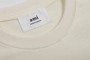 T-shirt beige à logo ami de cœur gris