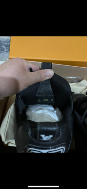 Sneakers  Lv Skate black 10/10 facture