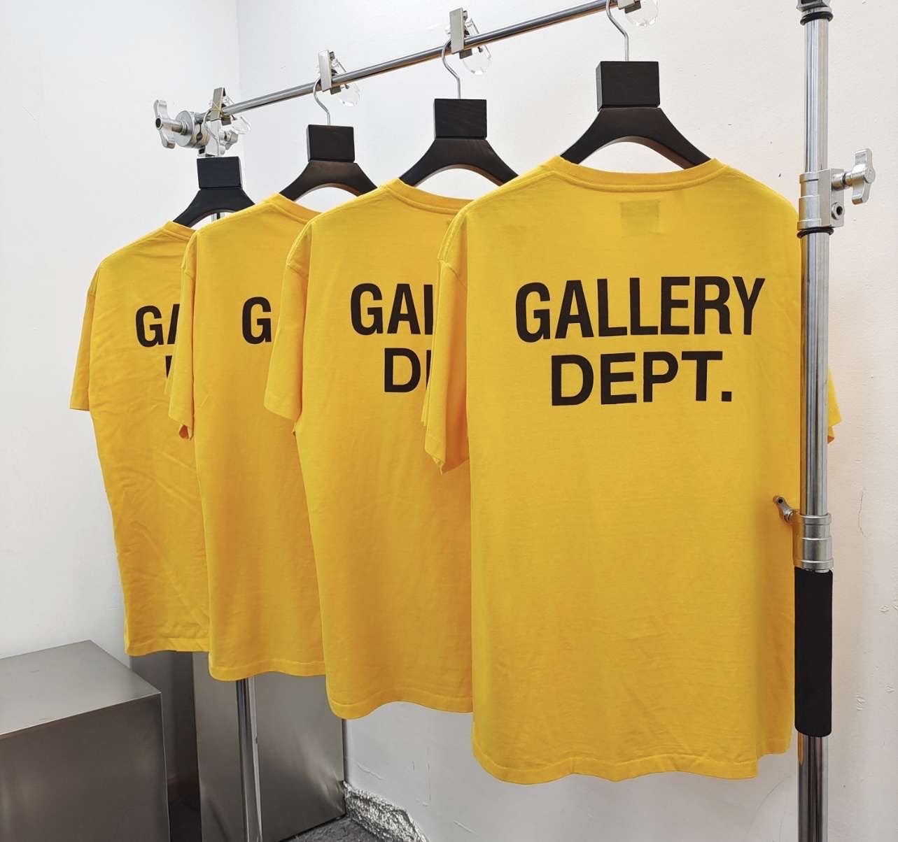 T-shirt Galery DEPT