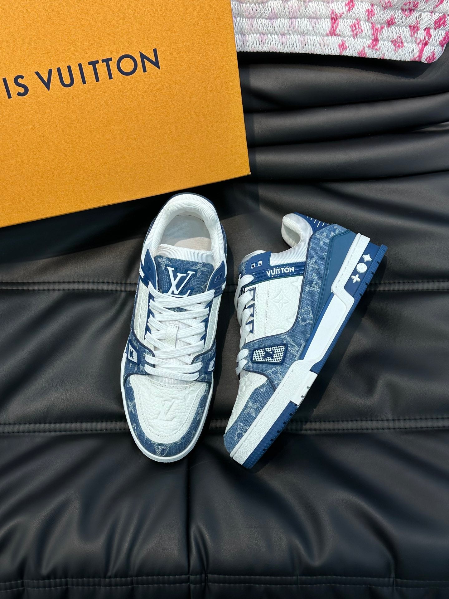 LV - Trainers Blue